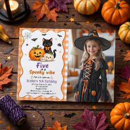 Fem är en kuslig Halloween 5-års inbjudan