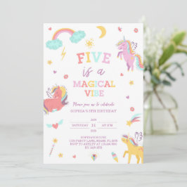 Fem är en Magic Vibe Unicorn 5:e födelsedagen Inbjudningar