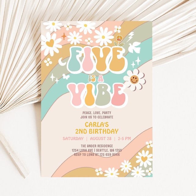 Fem är en Vibe Daisy Hippie Groovy Retro Birthday Inbjudningar (Skapare uppladdad)