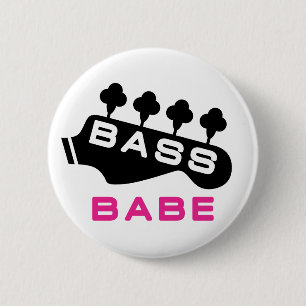Female Bass Player Knapp