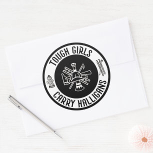 Female Firefighter Tuff Girls Carry Halligans Runt Klistermärke