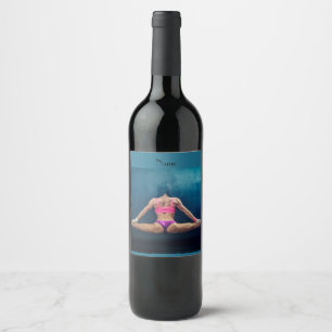 Female Fitness-modell - uppdelad Thunder_Cove Vinflaska Etikett