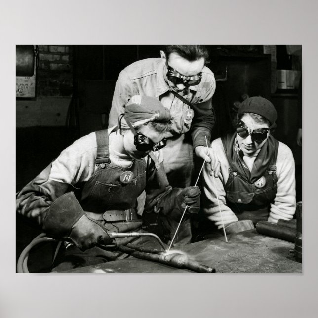 Female Welders - WW2 Homefront - 1943 Poster (Framsidan)