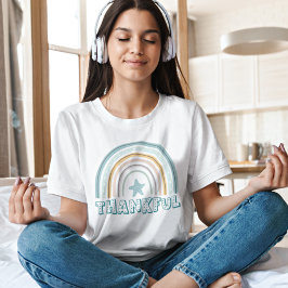 Feminin pastel Rainbow Star Typografi - tacksam T Shirt