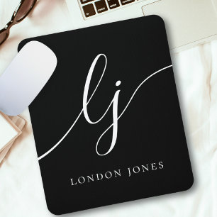 Feminine Black White med monogram Elegant Musmatta