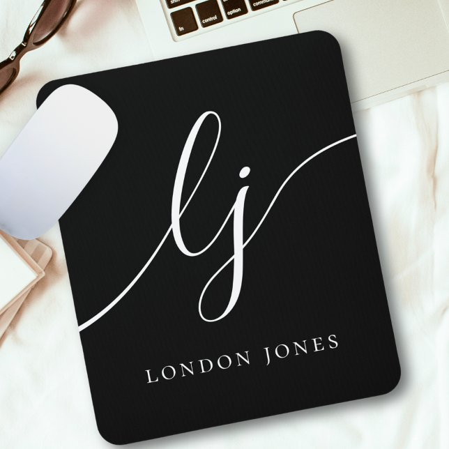 Feminine Black White med monogram Elegant Musmatta (Skapare uppladdad)