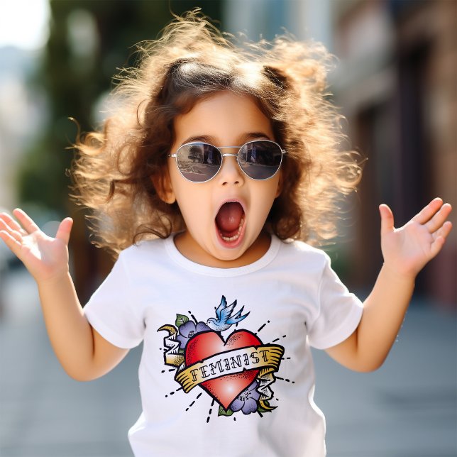 Feministisk bebis-t-shirt t shirt (Be inspired and proud with our awesome feminist toddler tee shirt. )