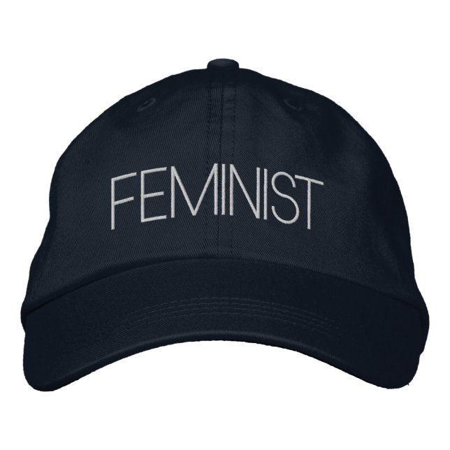 Feministisk marinblå, vit modern broderad keps (Framsida)