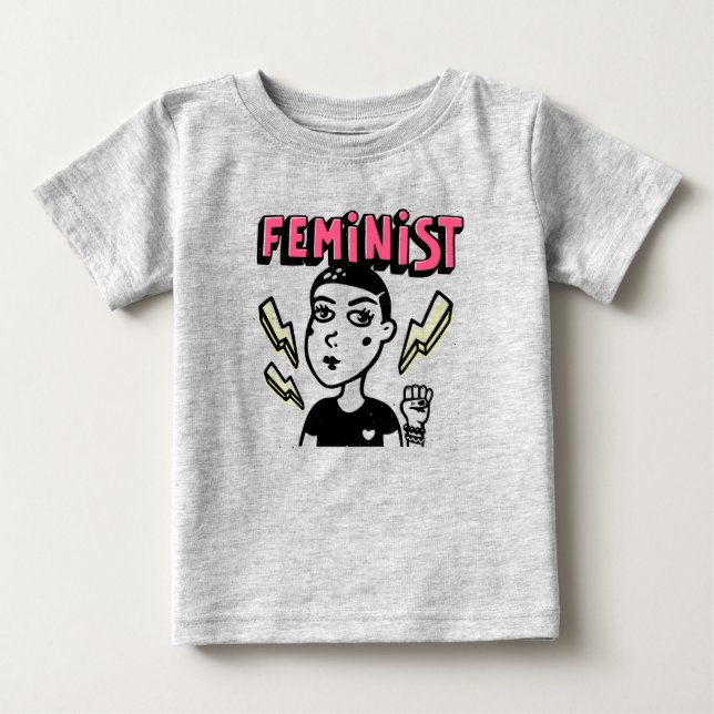 Feministisk poppart t shirt (Framsida)