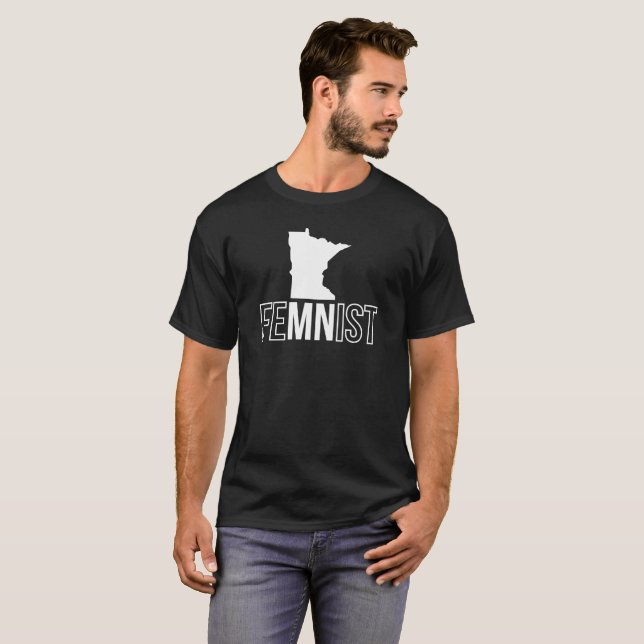 FeMNist (design för mörk!) Tee Shirt (Hel framsida)