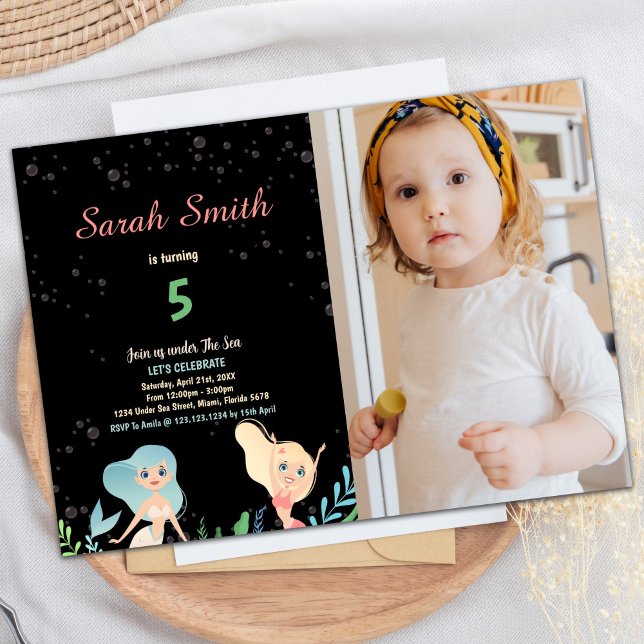 Femte Blond-Sjöjungfruns födelsedagsinbjudningar m Inbjudningar (5th Blond Mermaid Birthday Invitations with photo)