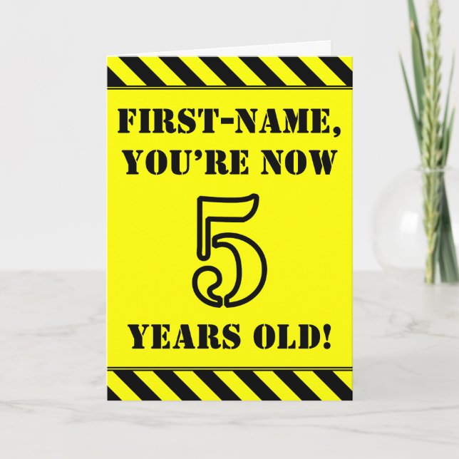 Femte födelsedagen: Roligt Stencil Stil Text, eget Kort (Framsida)