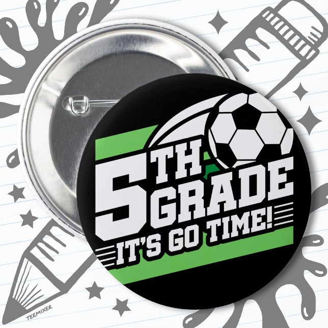 Femte Klass-fotbolls-EM första dagen Back to schoo Knapp (Skapare uppladdad)