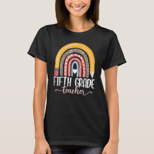 Femte Klass-lärarinna Teach Kärlek Inspire första  T Shirt