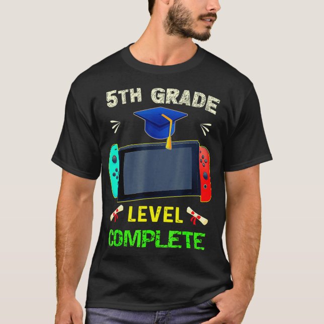 Femte klass-nivån Fullständig Studenten-spelklass  T Shirt (Framsida)