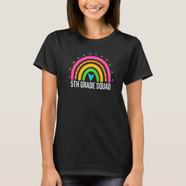 Femte Klass Squad Teacher Girls Kids Rainbow 5th G T Shirt (Framsida)