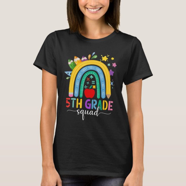 Femte Klass-torglärare Student Boho Regbow Back T Shirt (Framsida)