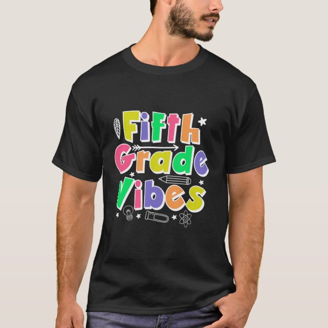 Femte Klass Vibes Back to school 5:e Klass-gruppen T Shirt (Framsida)