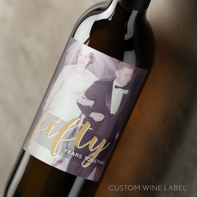 Femtio år tillsammans 50 Bröllop-årsfoto Vinflaska Etikett (Custom Wedding Anniversary Wine Label)