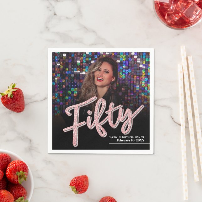 Femtio femtionde anpassningsbarnas rosa av fotoskr pappersservett (Insitu)