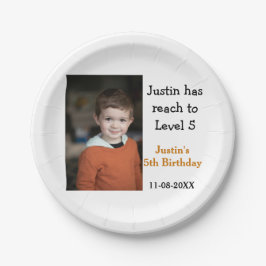 Femtonårsspel på pojkfoto namn, modernt datum