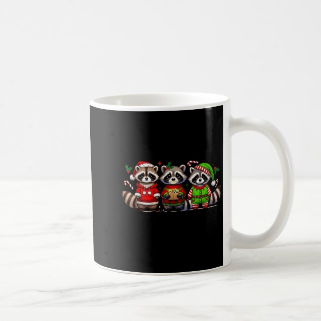 Feral But Festive Funny Christmas Cute Raccoon Elf Kaffemugg (Höger)