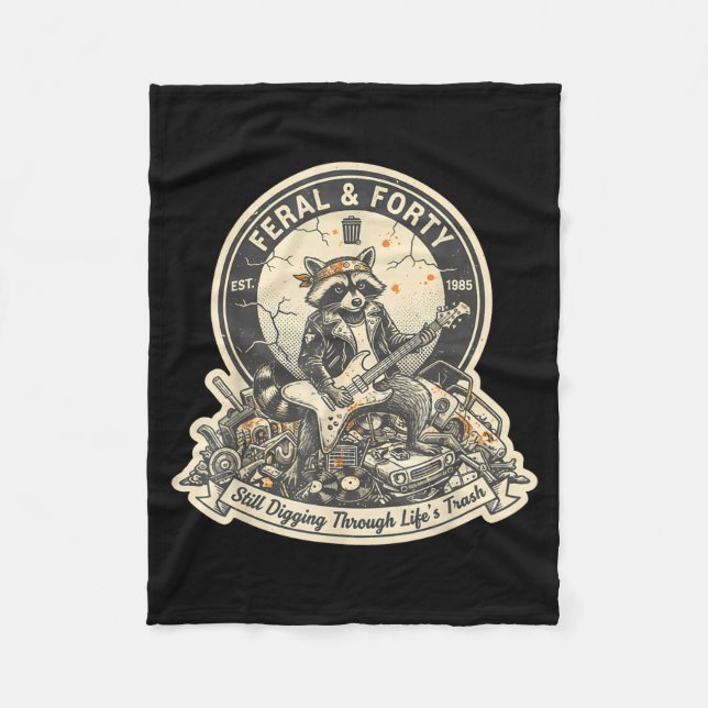 Feral Forty Raccoon Funny 40th Birthday Outfits Wo Fleecefilt (Framsidan)