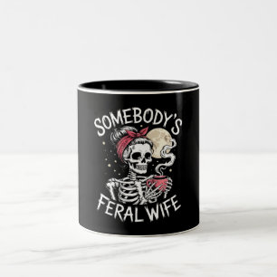 Feral Funny Coffee Älskare Drinking Skull Joke Två-Tonad Mugg