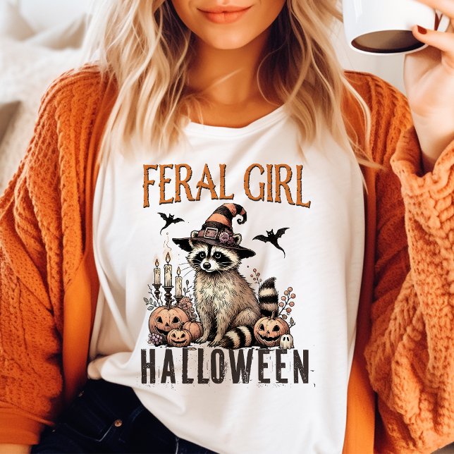 Feral Girl Halloween Vintage Raccoon T Shirt (Skapare uppladdad)