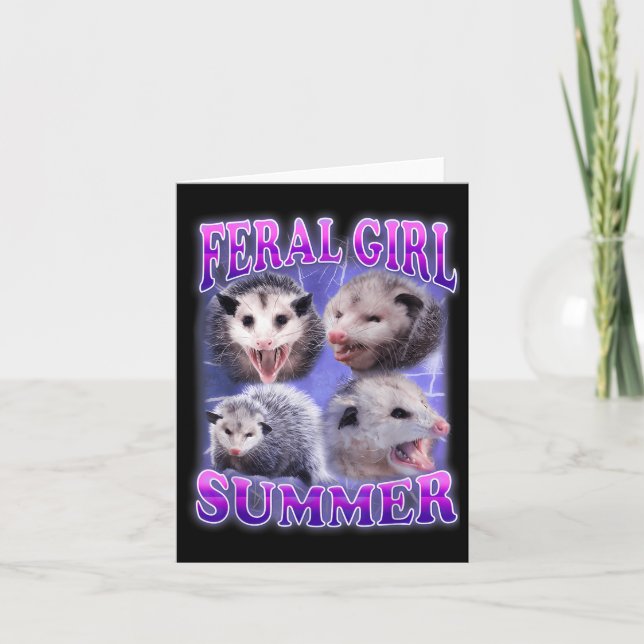 Feral Girl Summer Opossum Funny Meme Kort (Framsida)