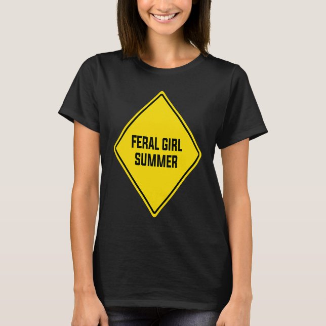 feral girl summer t shirt (Framsida)