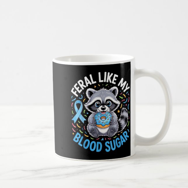 Feral Like My Blood Sugar Raccoon Outfit With Donu Kaffemugg (Höger)