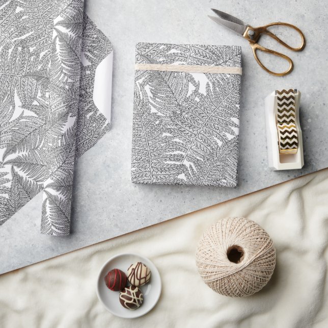 Fern i svartvitt presentpapper (Hantverk)