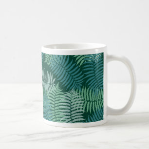 Fern löv mönster på mörk grönt kaffemugg