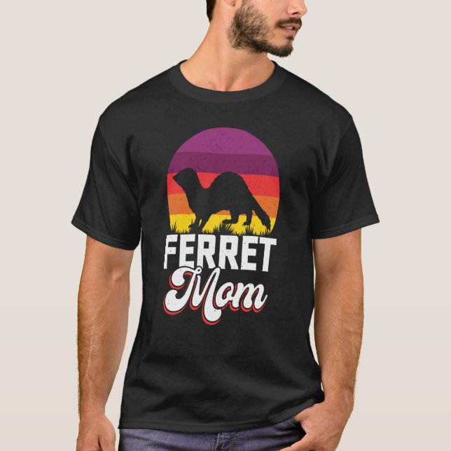 Ferret Mamma för Ferret och Owners 1 T Shirt (Framsida)