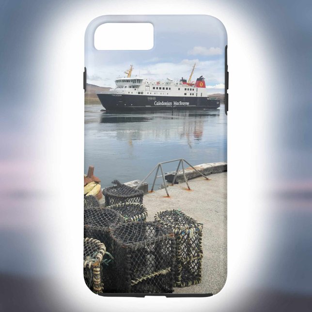 Ferry Sailing to Islay in Scotland Case-Mate iPhone Skal (Skapare uppladdad)