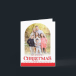 FESTIV FAMILJEBILD minimal modern båge röd Helgkort<br><div class="desc">av kat massard >>> WWW.SIMPLYSWEETPAPERIE.COM <<<
Ett trendigt kortdesign med citatet "GLADAST JOL" i kombination med en båge för ditt favoritfoto med text överst.
KONTAKTA kat@simplysweetpaperie.com om du behöver hjälp för att få ditt foto att passa perfekt</div>