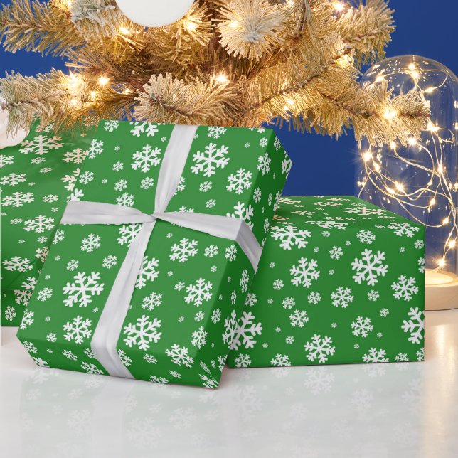 Festiv grön och vit vintersnöflingemönster presentpapper (Helgdagar)