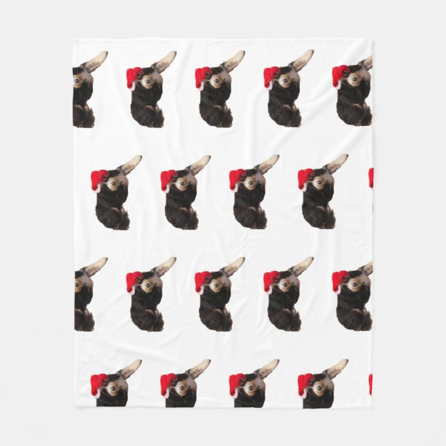 Festiv och söt bernedoodle med en julhatt fleecefilt (Framsidan)