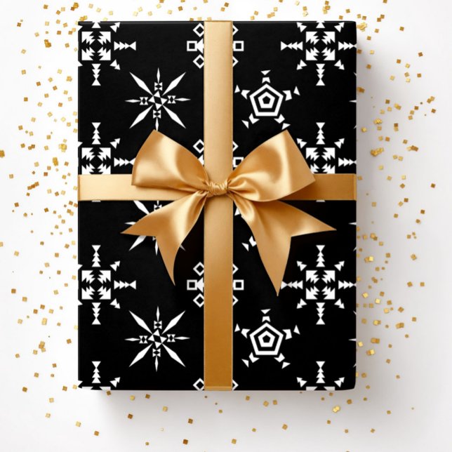 Festiv svart vintersnöflingemönster jul presentpapper (Black Festive Christmas Winter Snowflake Pattern Wrapping Paper)