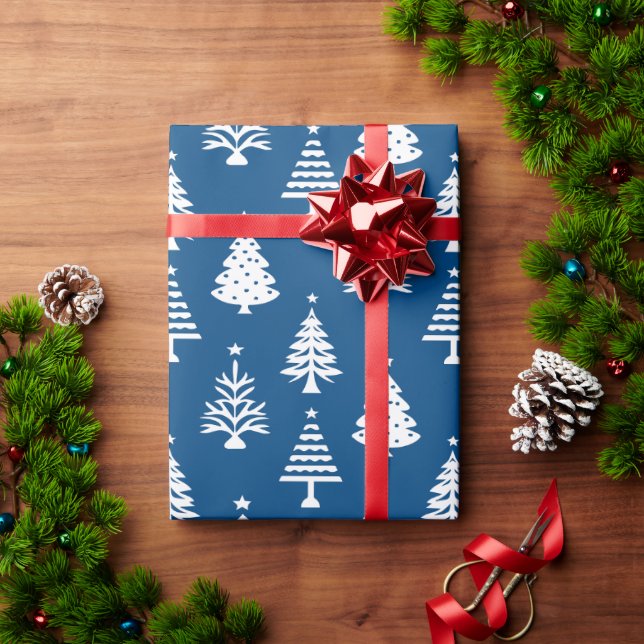 Festive Blue and White Christmas Tree Pattern Presentpapper (Julgåva)