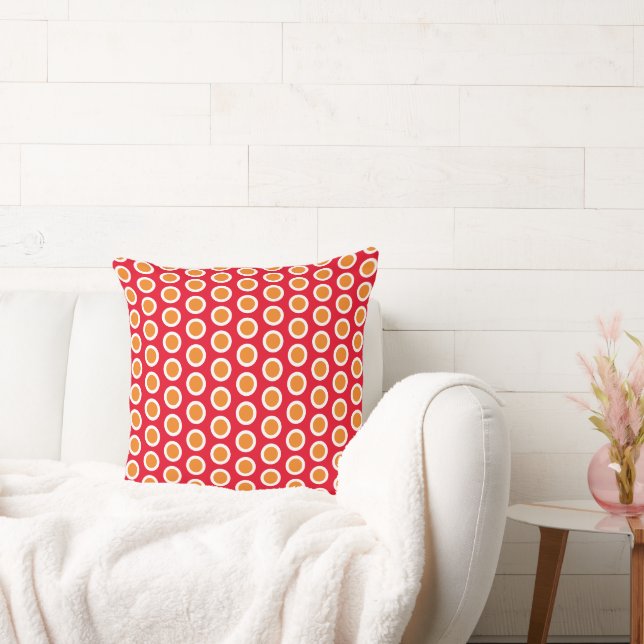 Festive Bright Orange White Tiled Circles on Red Kudde (Soffa)
