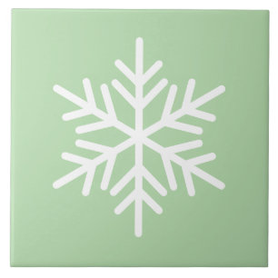 Festive Chic White Nordic Snowflake på Ljust grönt Kakelplatta