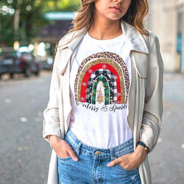 Festive Cute Rustic Play Animal Print Rainbow T Shirt (Skapare uppladdad)