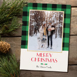Festive Family Anpassningsbar Photo Grönt jul -  Kort<br><div class="desc">En traditionell julkortsmall, redo för dig att anpassa dig till din egen text och ditt eget foto. Den här festdesignen har en utcheckad Buffalo Play-mönster som omger ditt fotografi och en vintage-stil-skotsk Hund inuti. Det här är en redigerbar mall, så att du kan anpassa all text och göra den unik....</div>