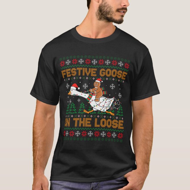 Festive Goose On The Loose Funny Gingerbread Ugly  T Shirt (Framsida)