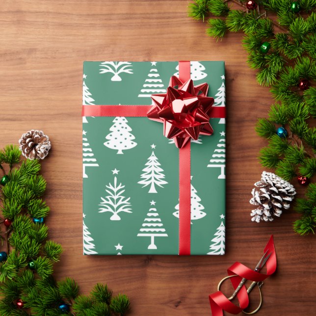 Festive Green and White Christmas Tree Pattern Presentpapper (Julgåva)