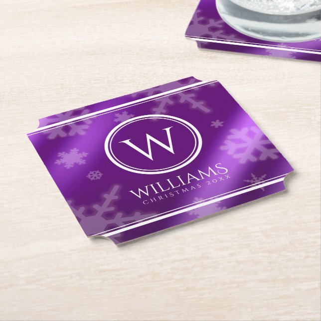 Festive Lila Foil Snöflingor Monogram Namn Underlägg Papper (Vinklad)