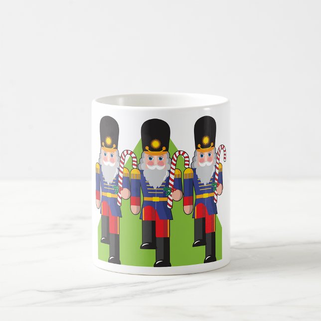 Festive Nutcracker Soldiers med Polkagrisar Kaffemugg (Skapare uppladdad)
