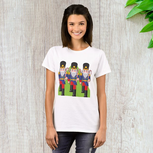 Festive Nutcracker Soldiers med Polkagrisar T Shirt (Skapare uppladdad)